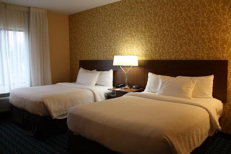 Fairfield Inn & Suites Detroit Lakes image