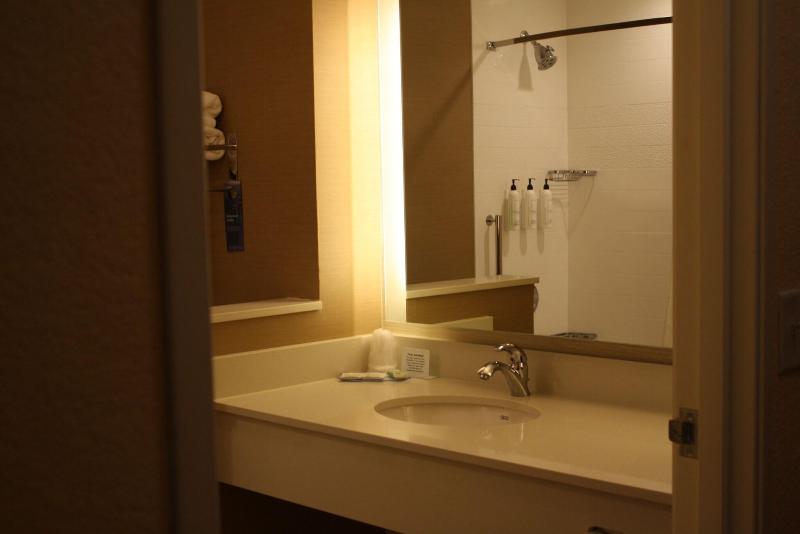 Fairfield Inn & Suites Detroit Lakes image