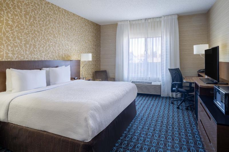 Fairfield Inn & Suites Detroit Lakes image