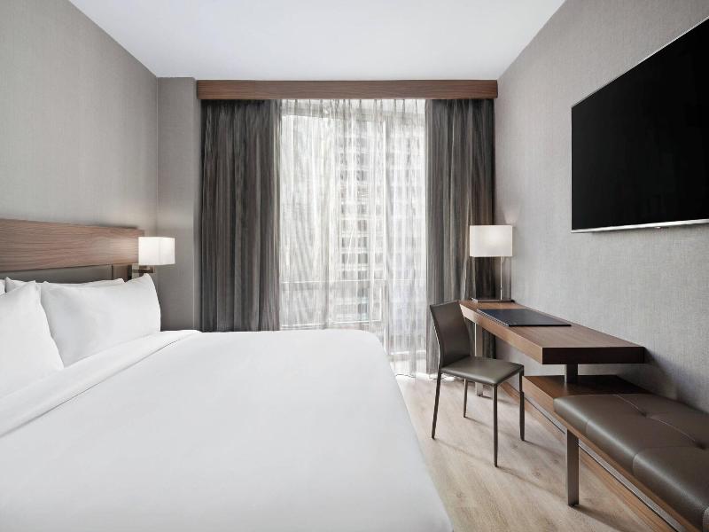 AC Hotel New York Downtown image