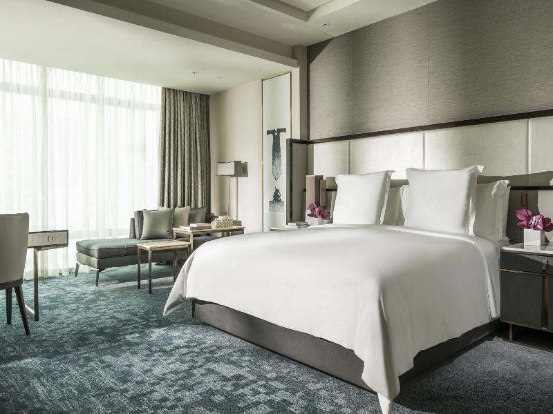 Four Seasons Hotel Kuala Lumpur image