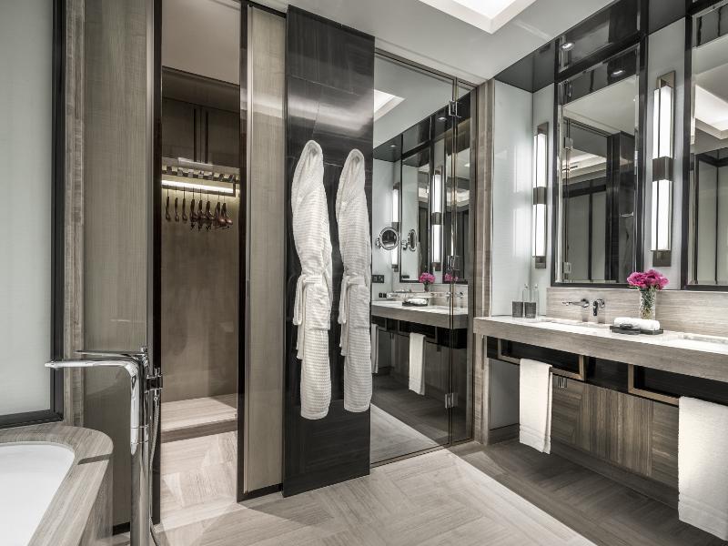 Four Seasons Hotel Kuala Lumpur image