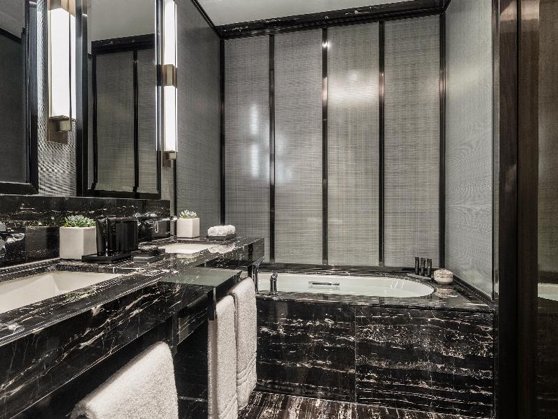 Four Seasons Hotel Kuala Lumpur image