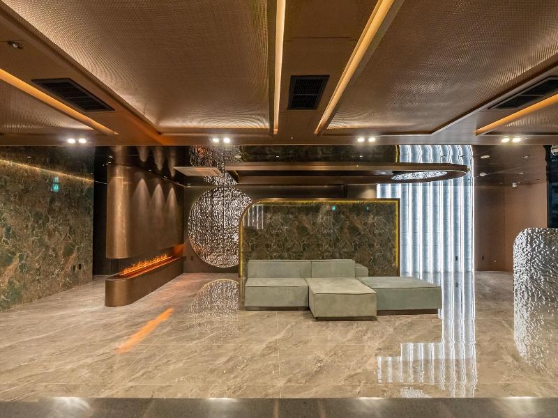 L&L Cantral Hotel