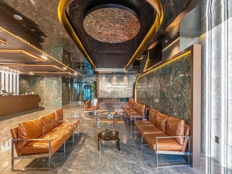 L&L Cantral Hotel