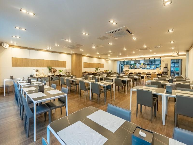 L&L Cantral Hotel