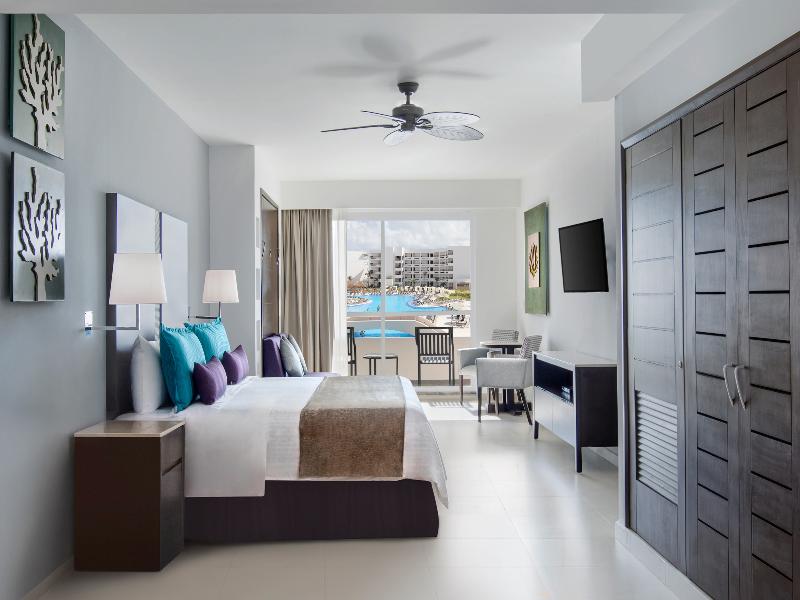 Ventus at Marina El Cid Spa & Beach Resort image