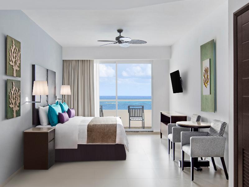 Ventus at Marina El Cid Spa & Beach Resort image