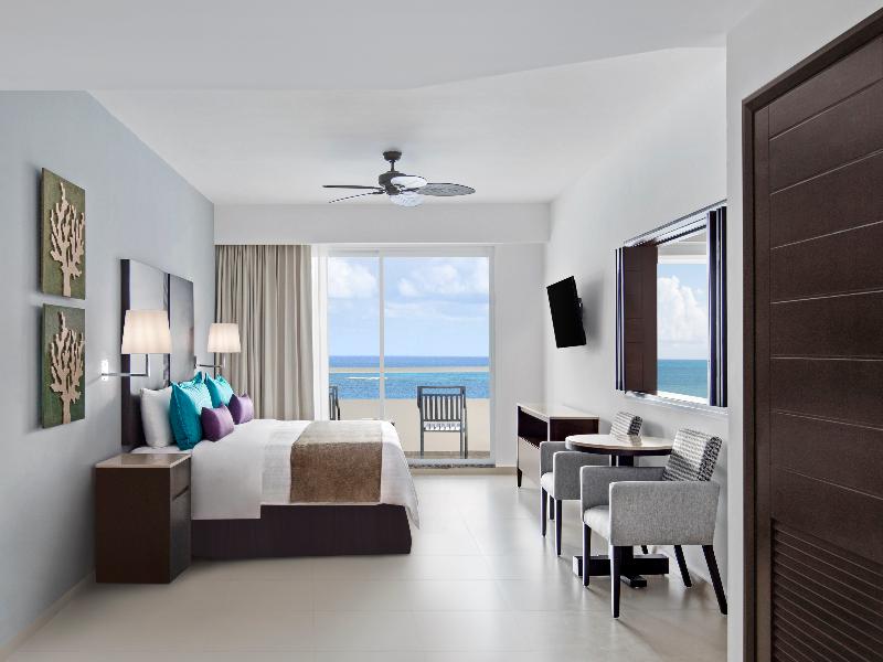 Ventus at Marina El Cid Spa & Beach Resort image