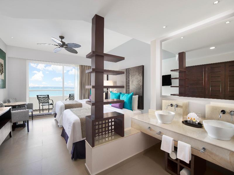 Ventus at Marina El Cid Spa & Beach Resort image