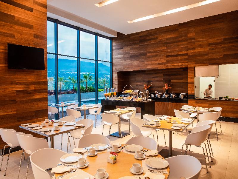 Fiesta Inn Tuxtla Fashion Mall