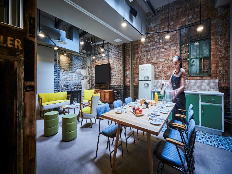 New Road Hotel image