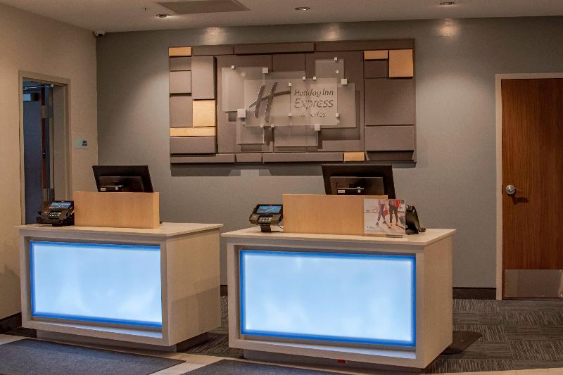 Holiday Inn Express & Suites Tonawanda - Buffalo