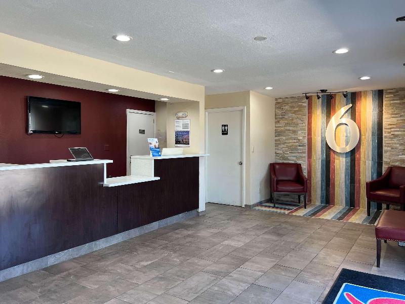 Red Roof Inn Hattiesburg image