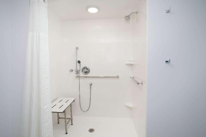 Hilton Garden Inn Omaha Aksarben Village image