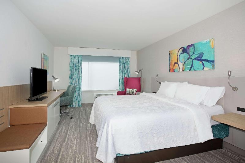 Hilton Garden Inn Omaha Aksarben Village image