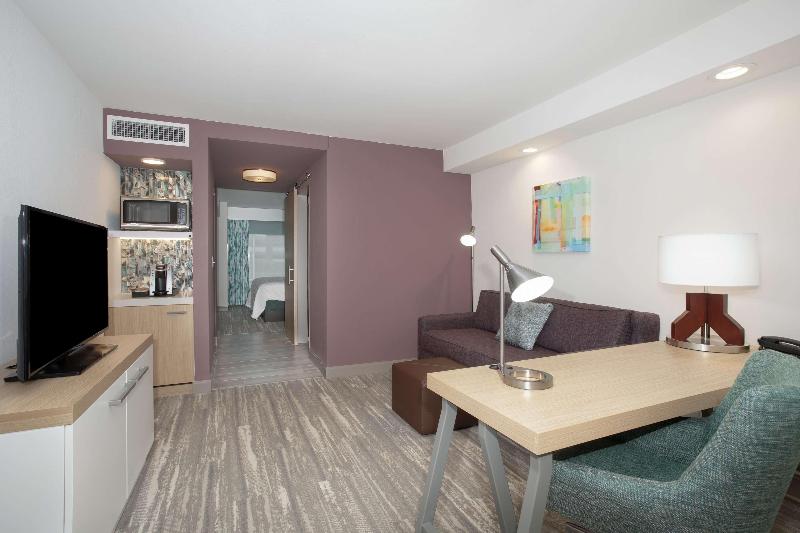 Hilton Garden Inn Omaha Aksarben Village image