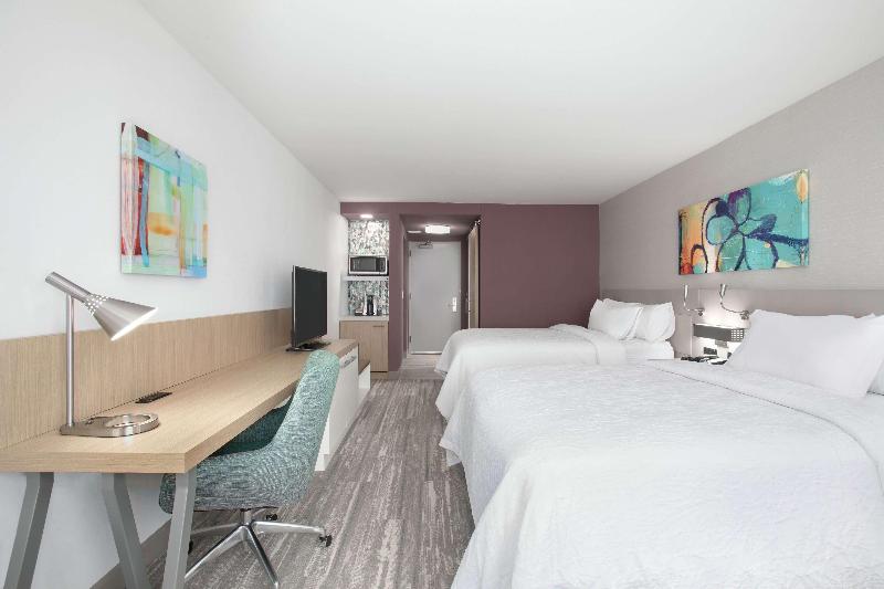 Hilton Garden Inn Omaha Aksarben Village image