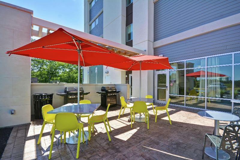 Home2 Suites By Hilton Queensbury Lake George image