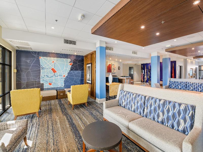 Holiday Inn Express and Suites White Hall