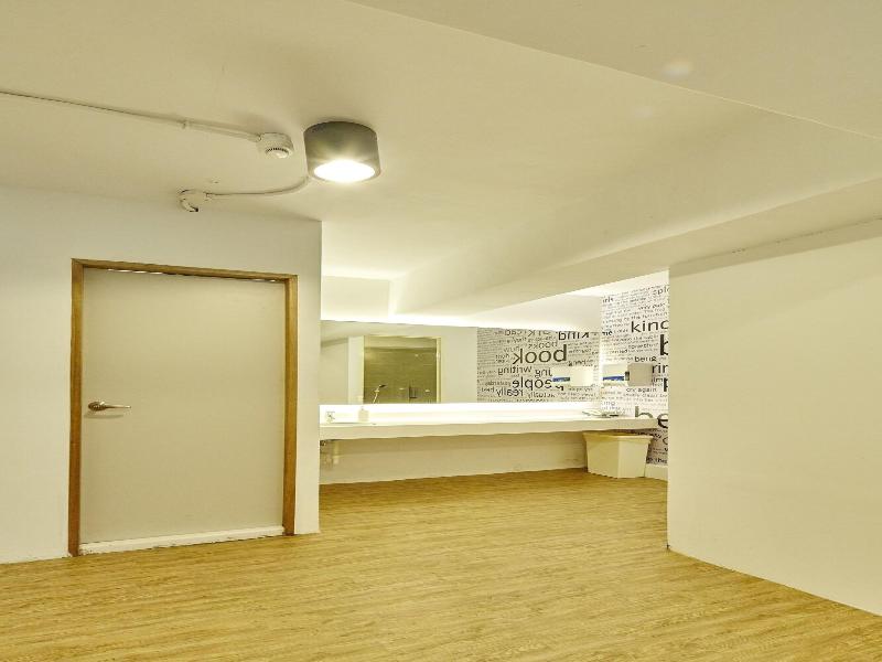 Single Inn Taipei image