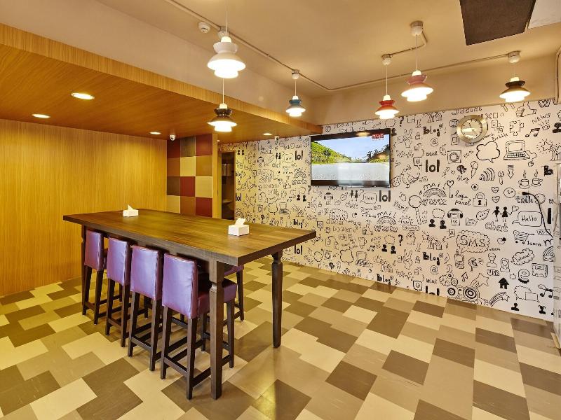 Single Inn Taipei image