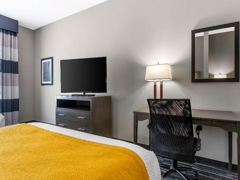 Best Western Plus Cranberry-Pittsburgh North image