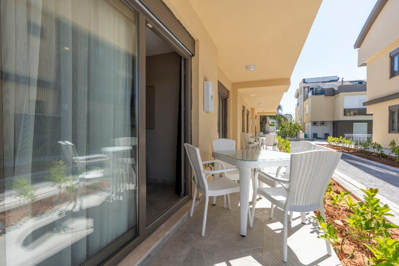 Lara Beach Homes image