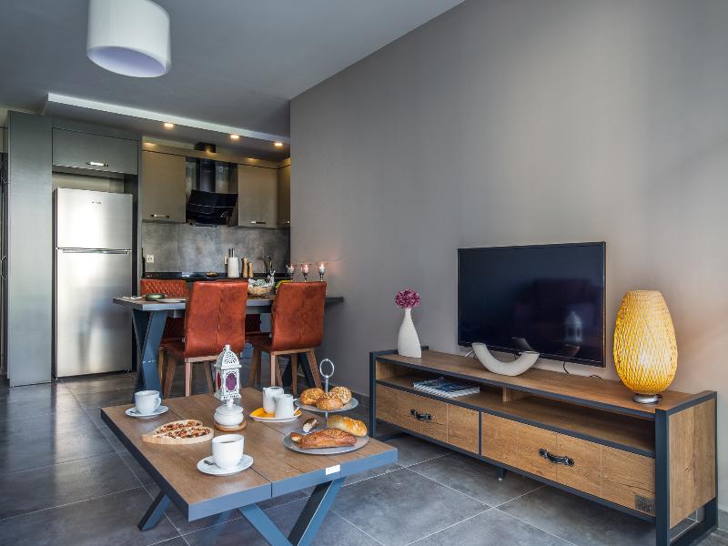 Lara Beach Homes image