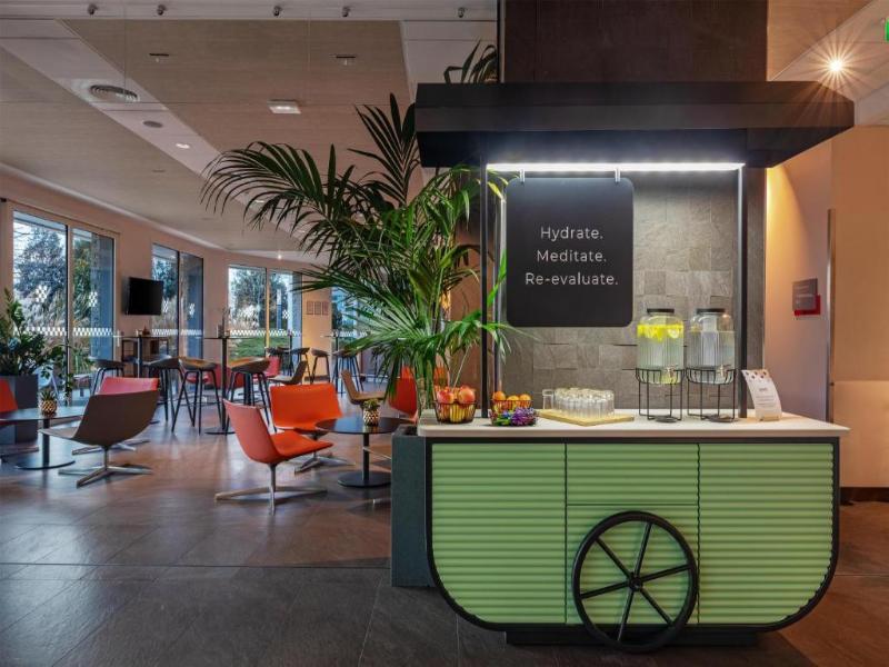 Spark by Hilton Lyon Eurexpo — view