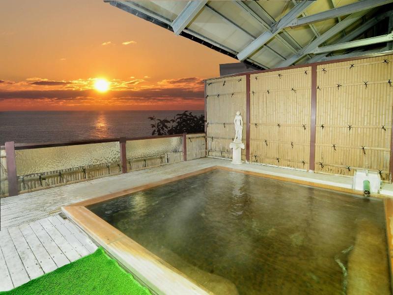Hotel Tetora Resort Tsuruoka image