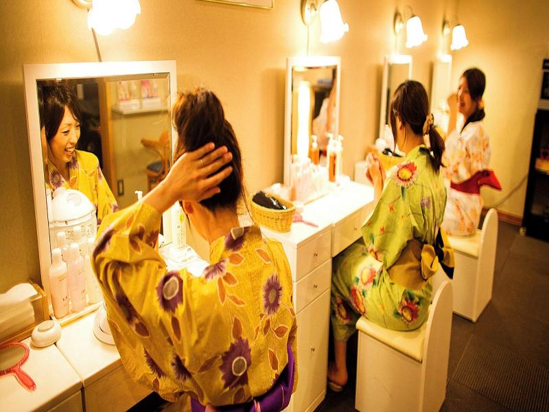 Yukei-no-yado Umi-no-yurikago Hagikomachi image