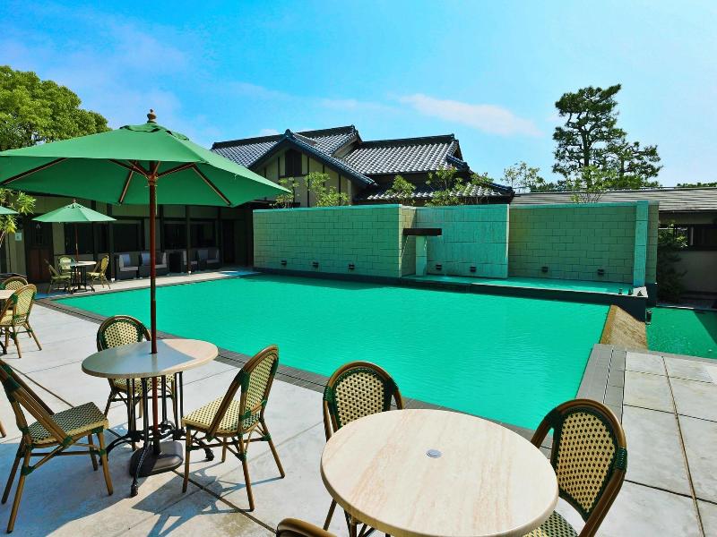 GAHAMA terrace image