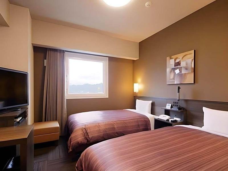 Hotel Route Inn Takaoka Ekimae image