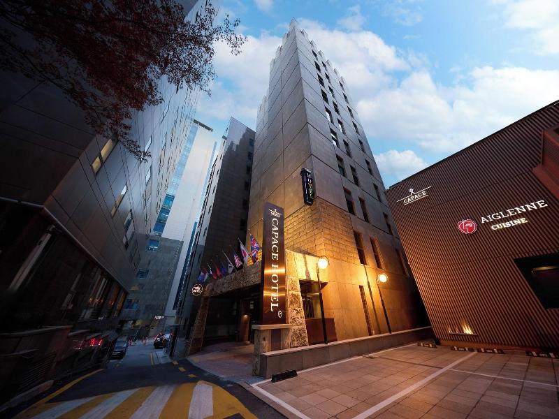 Capace Hotel  image