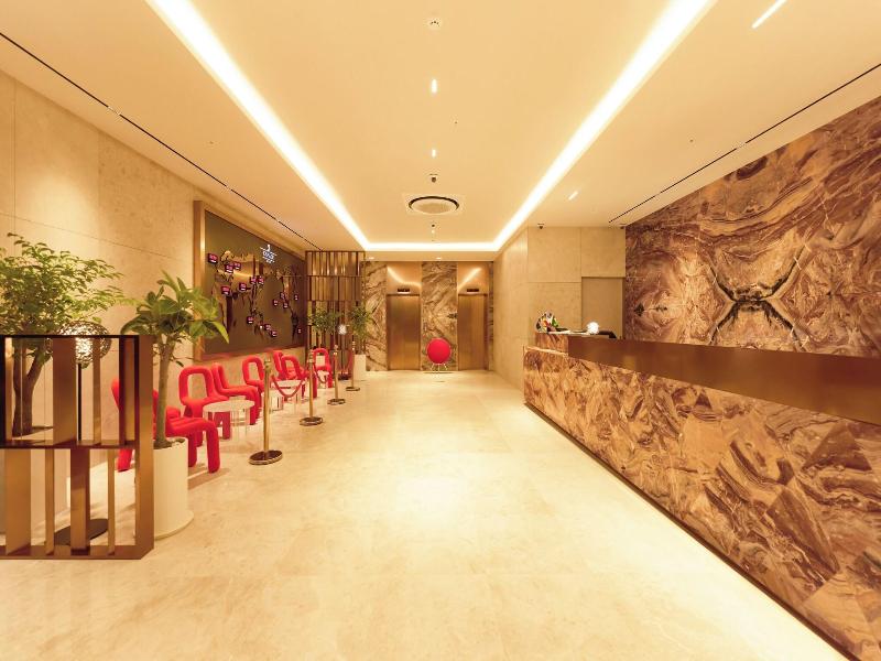 Capace Hotel  image