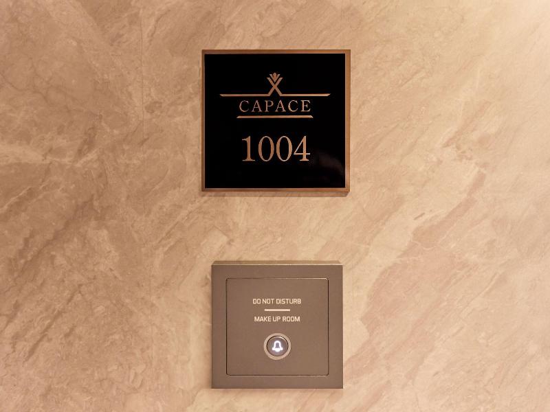 Capace Hotel  image