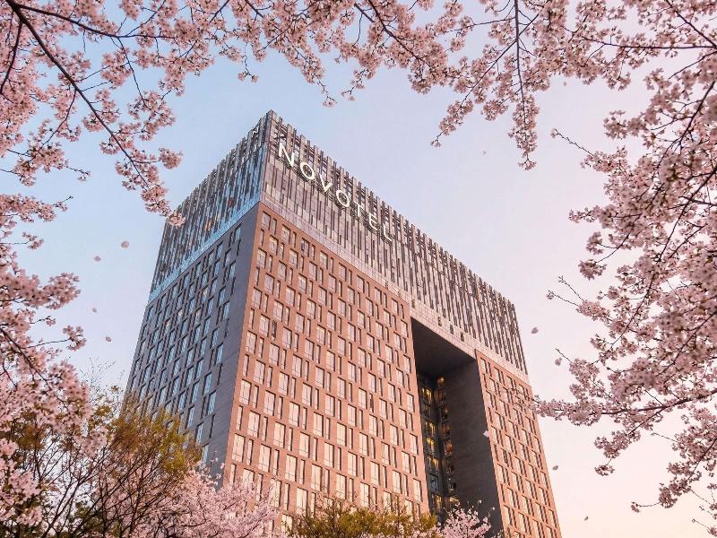 Novotel Ambassador Seoul Dongdaemun Hotel image