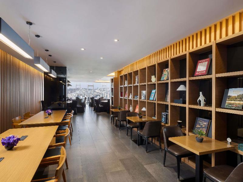 Novotel Ambassador Seoul Dongdaemun Hotel image