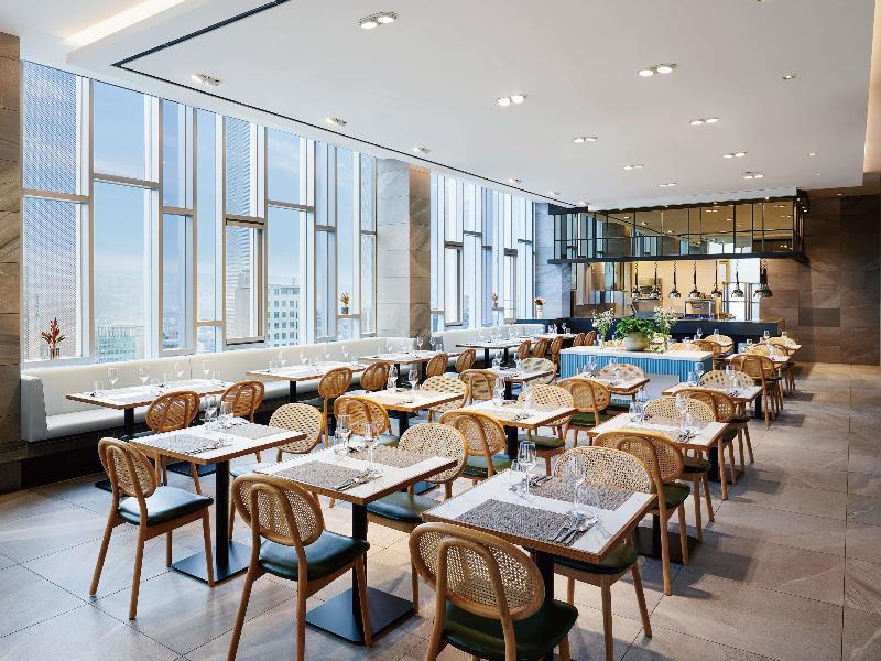 Novotel Ambassador Seoul Dongdaemun Hotel image
