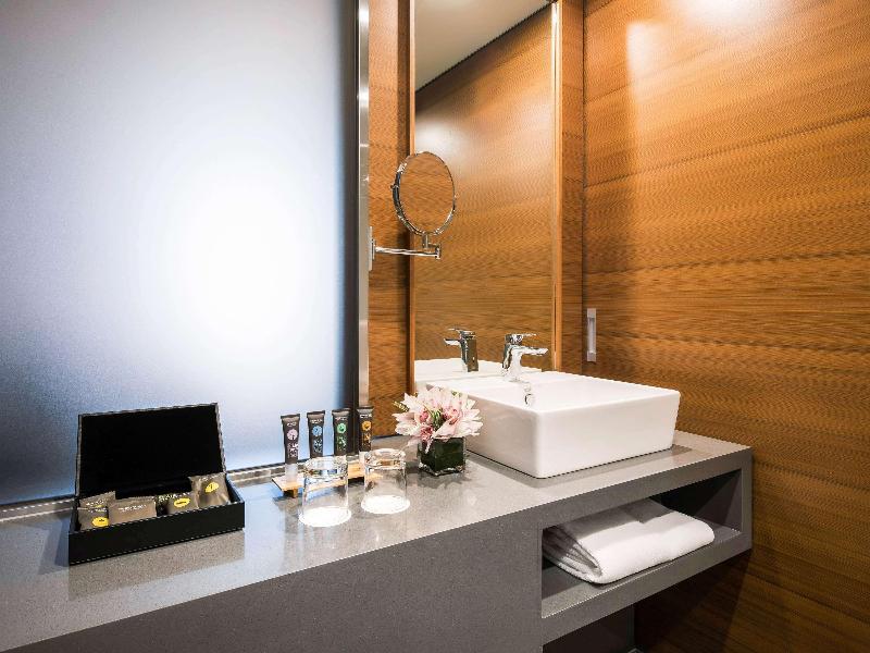 Novotel Ambassador Seoul Dongdaemun Hotel image