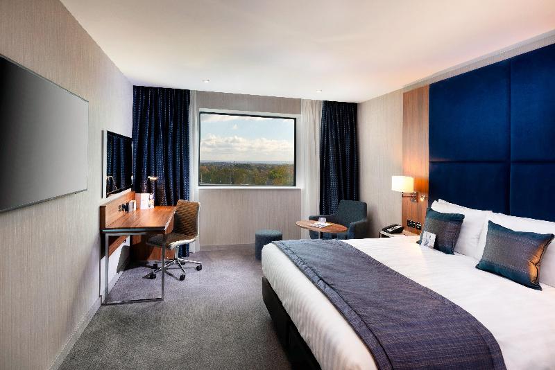 Crowne Plaza London Heathrow T4 image