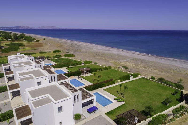Antonoglou Beach Villas - Lachania — main photo