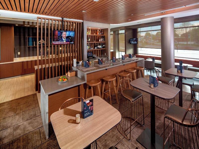 SpringHill Suites Newark Downtown image
