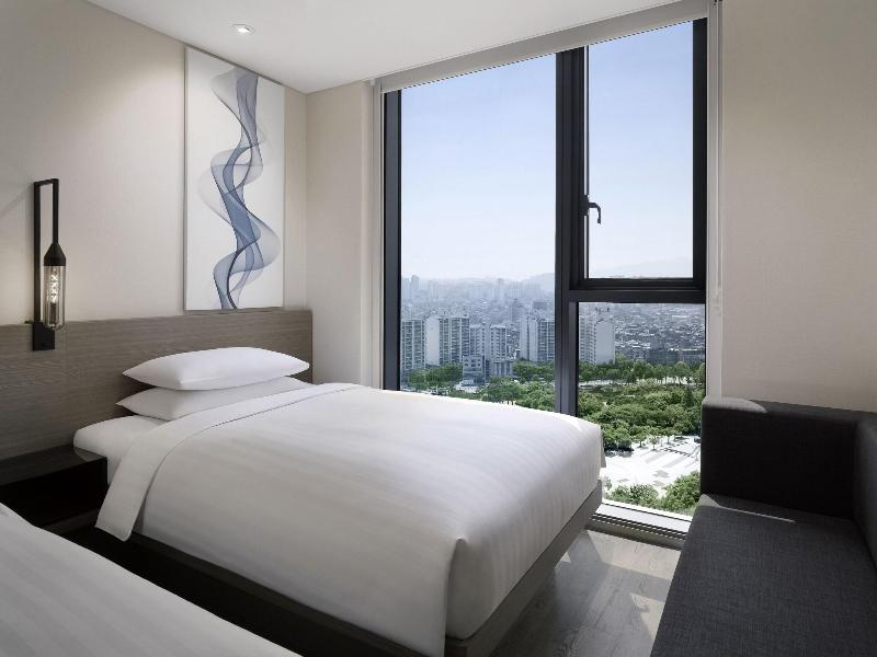 Fairfield by Marriott Seoul image