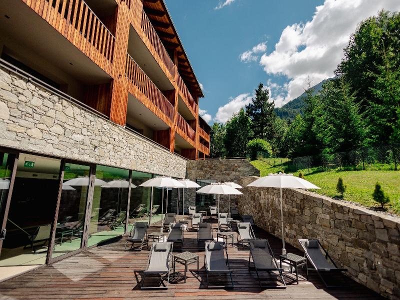 Grand Hotel Courmayeur Mont Blanc image