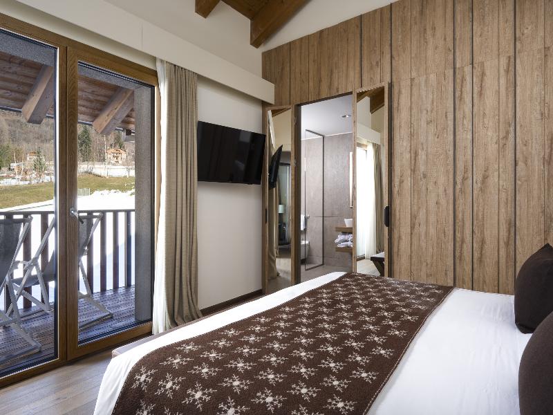 Grand Hotel Courmayeur Mont Blanc image