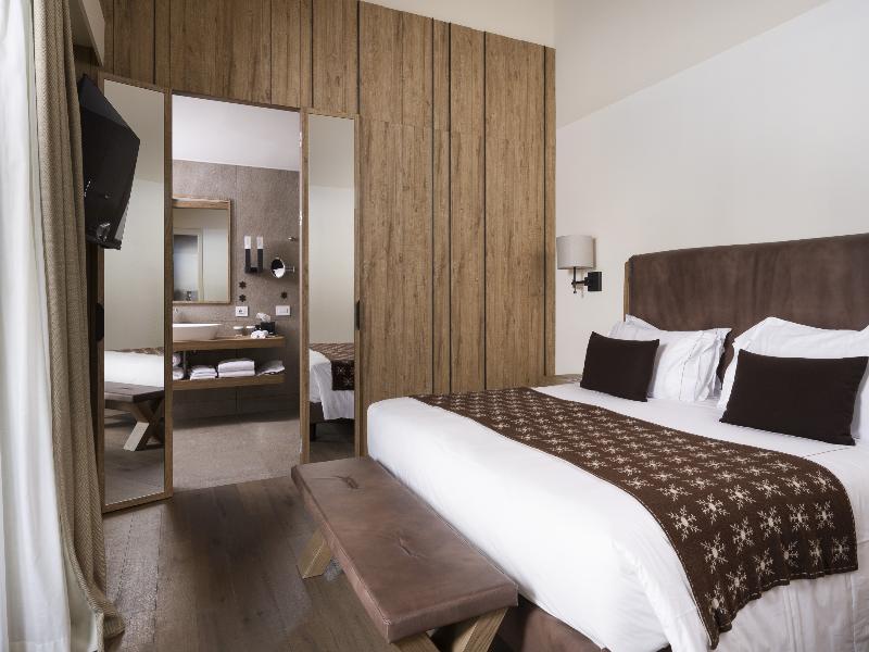 Grand Hotel Courmayeur Mont Blanc image