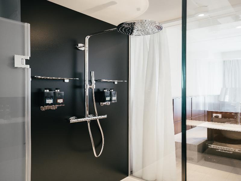 Ruby Lilly Hotel Munich by IHG image
