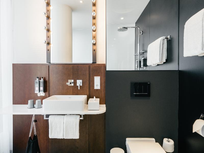 Ruby Lilly Hotel Munich by IHG image